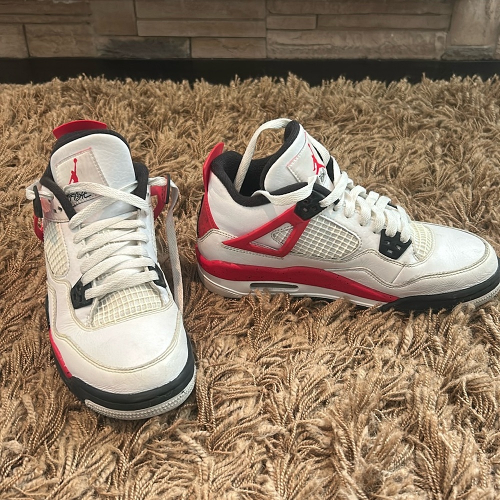 Air Jordan boy sneakers size 6